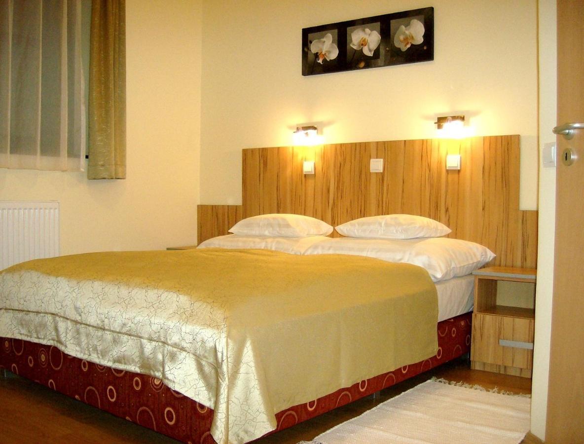 Matrahazai Ueduelohaz Bed & Breakfast