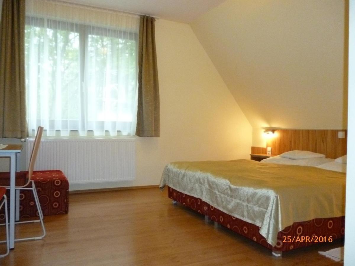Matrahazai Ueduelohaz B&B *